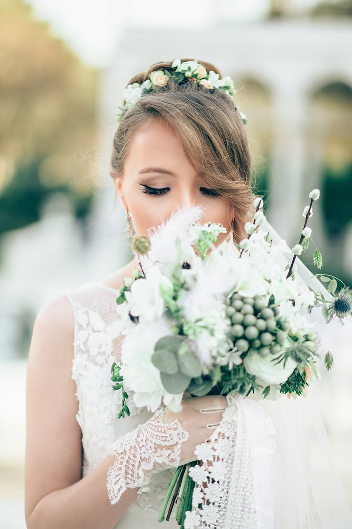 Bride with wedding bouquet photography