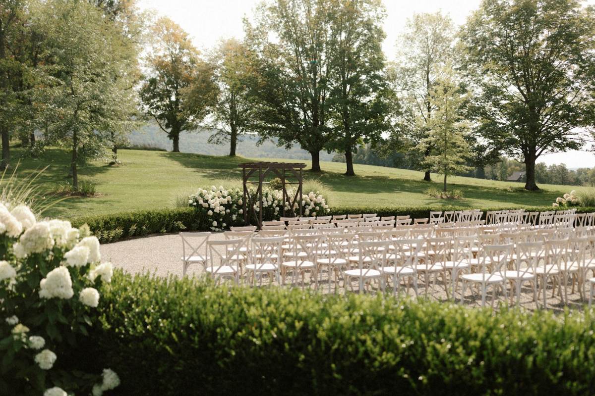 Wedding venues in Kent for natural wedding photography